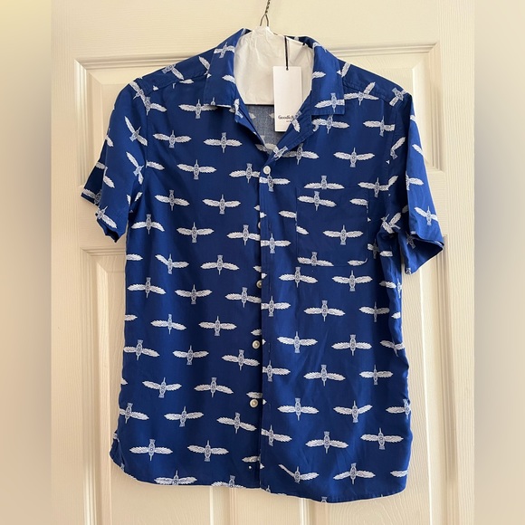 Mens short sleeve shirt. size Small. Color Blue & White. - Picture 3 of 3